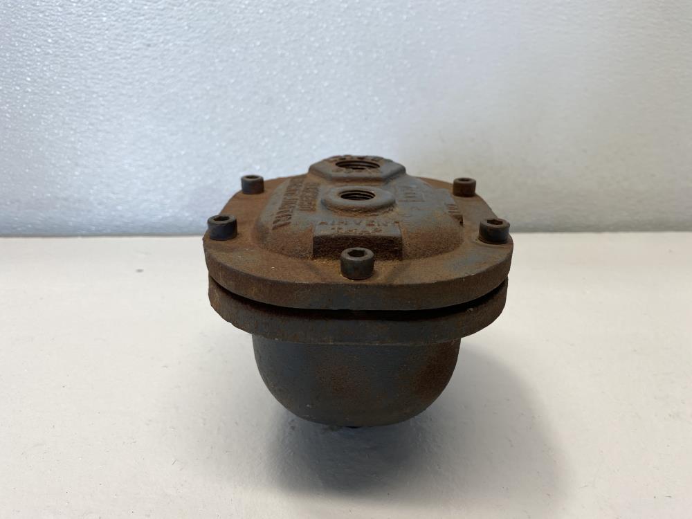 Hayward Wright-Austin 1/2" NPT 250# Steam Trap, SA-278 Body, #9040N